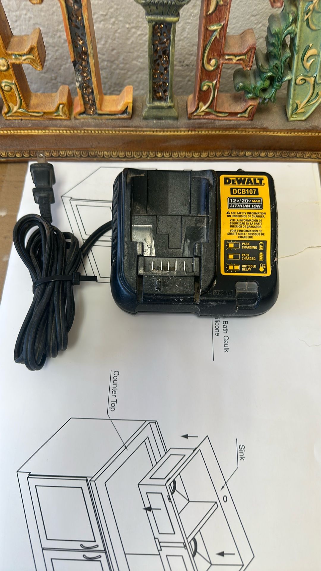 Dewalt Battery Charger