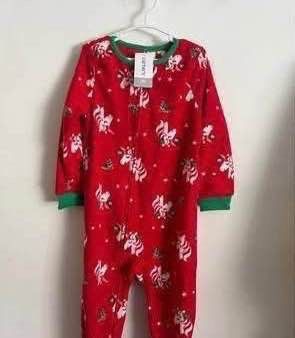 Carter's Girls 1-Piece Zippered Gripper Footie Fleece pajamas $5 each size 3T New w/ tags! Can meet!
