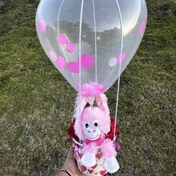 Monkey love balloon