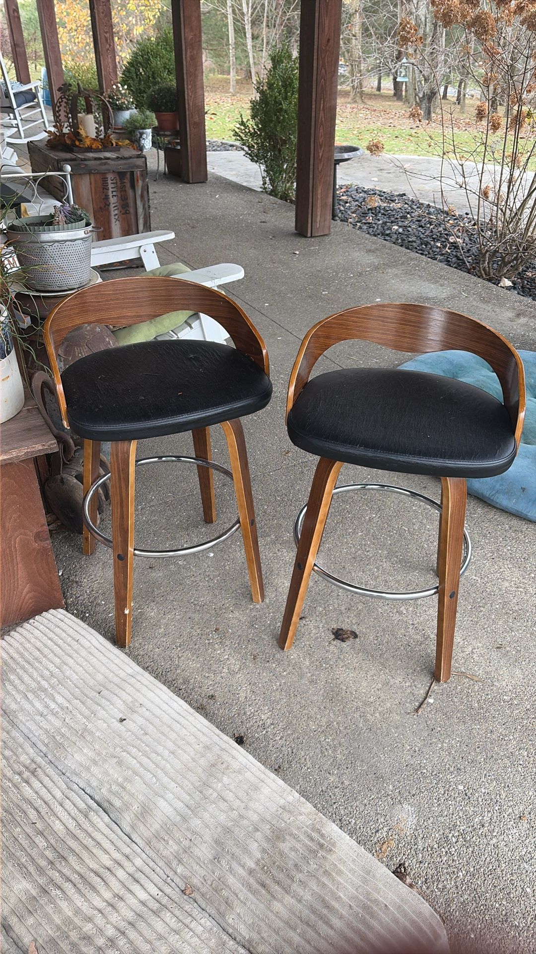 Mcm Style Stools Set Of 4