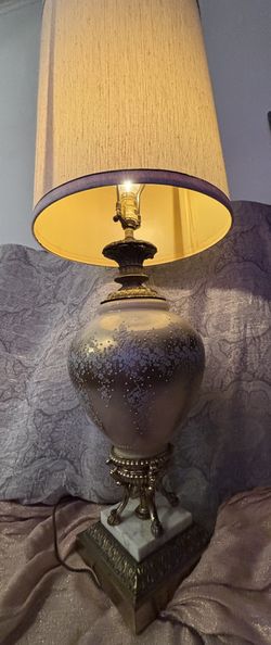 Vintage Hollywood Regency Brass Gold Glass Base With Intricate Beautiful Flowers 