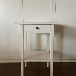 White Nightstand/Side Table 