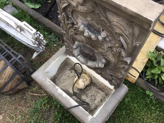 Fountain fall with pump