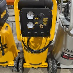 DEWALT 15 Gal. Portable Electric Air Compressor