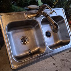 Kitchen Sink With Faucet  33" x 22"