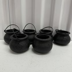 Set Of 6 Mini Candy Kettle Halloween Cauldron Witch Pot Party Favor Cups  With Lights 