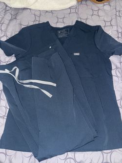 FIGS scrubs