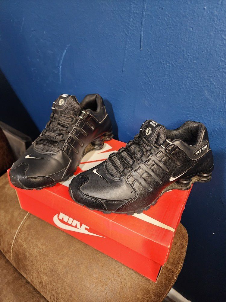 Men Nike Shox NZ
