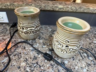 2 Wax Warmers