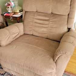 Recliner chairs