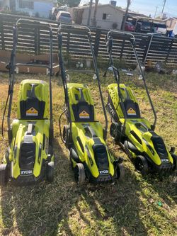 RYOBI
13 in. 11 Amp Corded
Electric Walk Behind Push
Lawn Mower