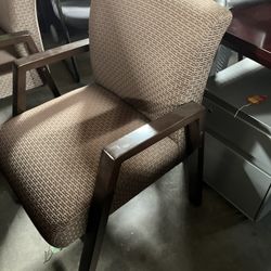 Guest Chair With Arms