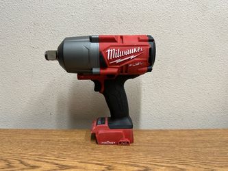Milwaukee 2864-20 M18 FUEL ONE-KEY 18V Lithium-Ion Brushless Cordless 3/4 in. Impact Wrench with Friction Ring (Tool-Only)