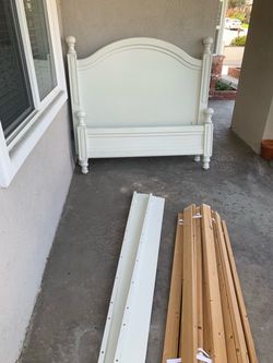 Pottery barn FULL size  bed