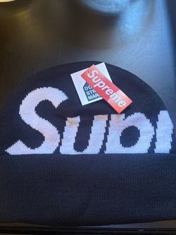 Black Supreme Wording Around Beanie
