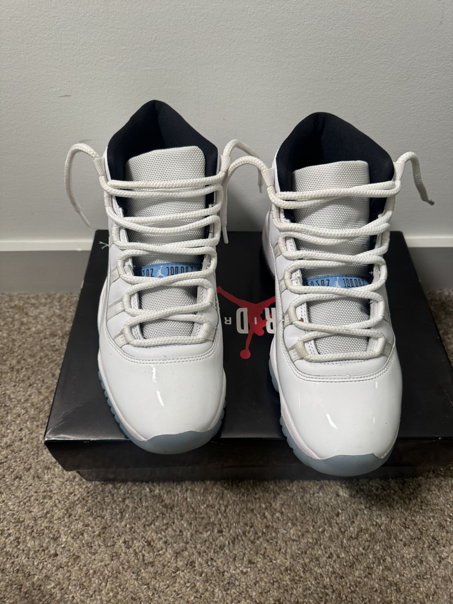 Jordan 11 Legend Blue