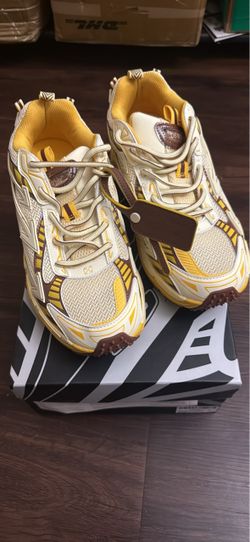 Off whites sneakers