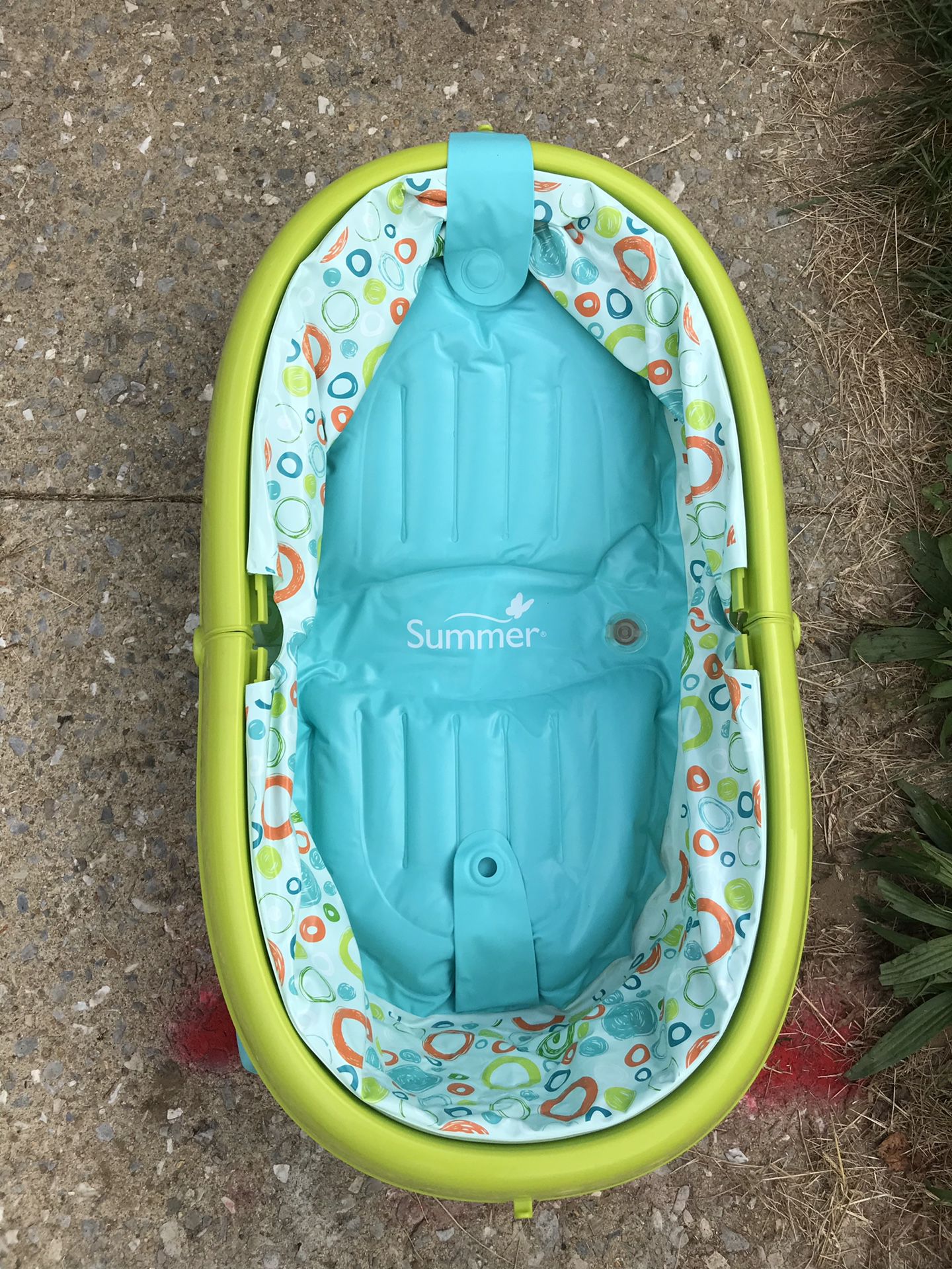 Baby bath tub and booster seat