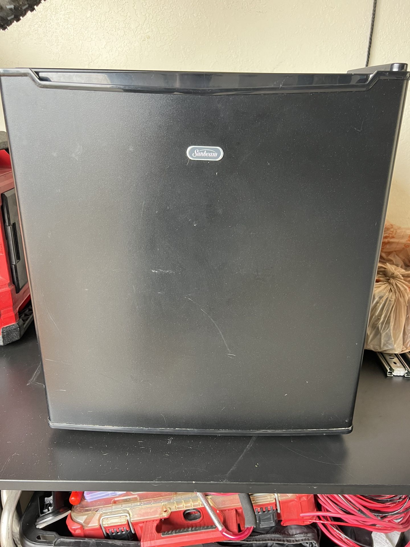 Sunbeam Mini Fridge