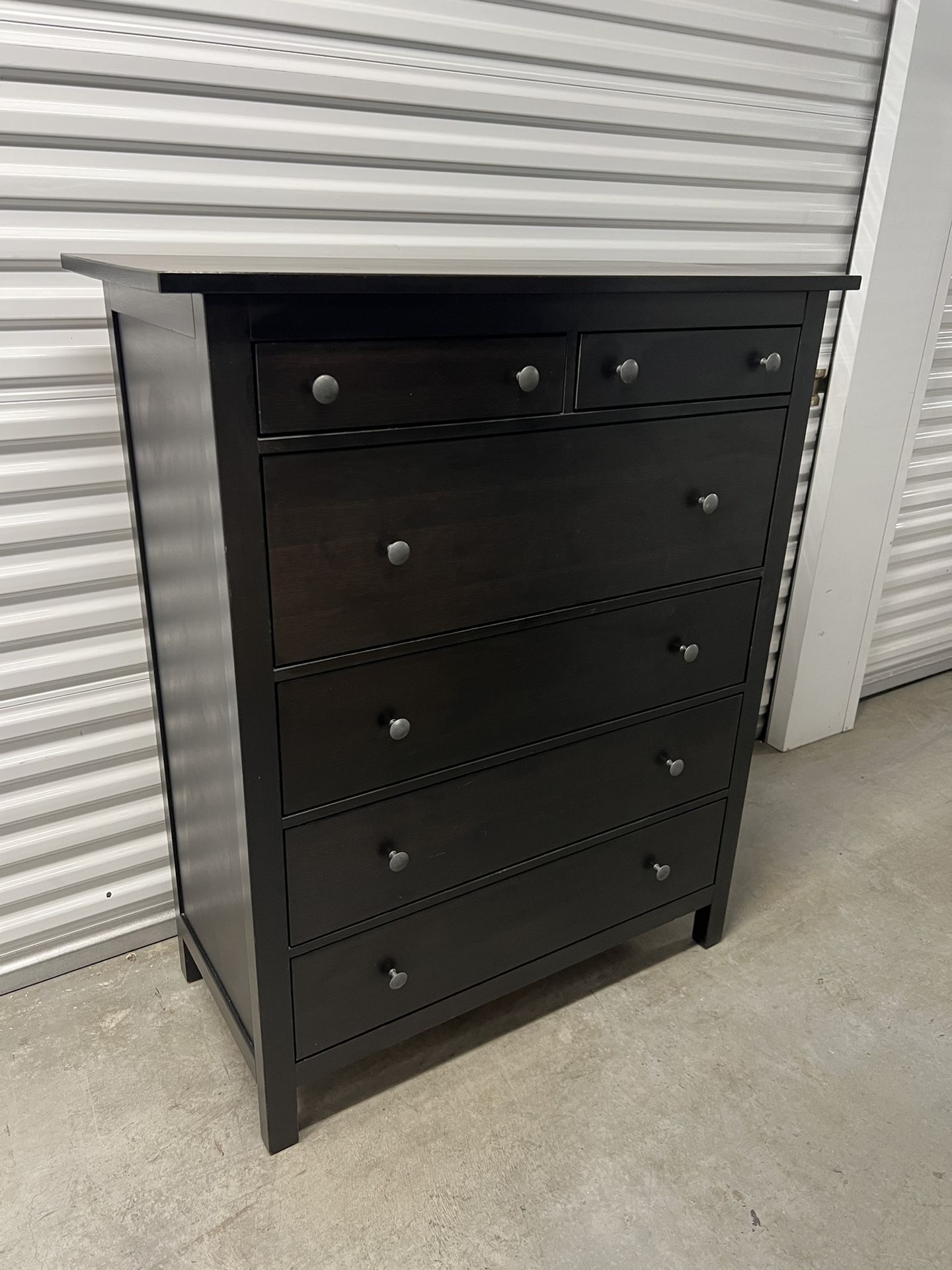 6 Drawer Hemnes Dresser / Delivery Available 