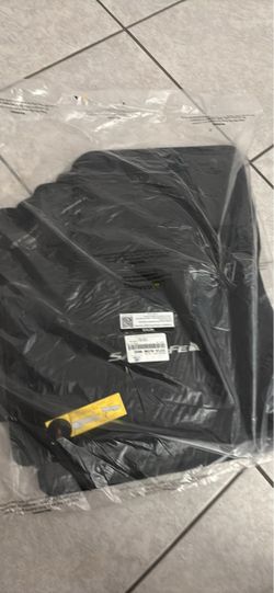 Carpeted Floor 4 pc
