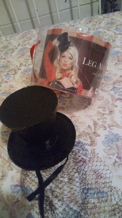 Black glitter top hat