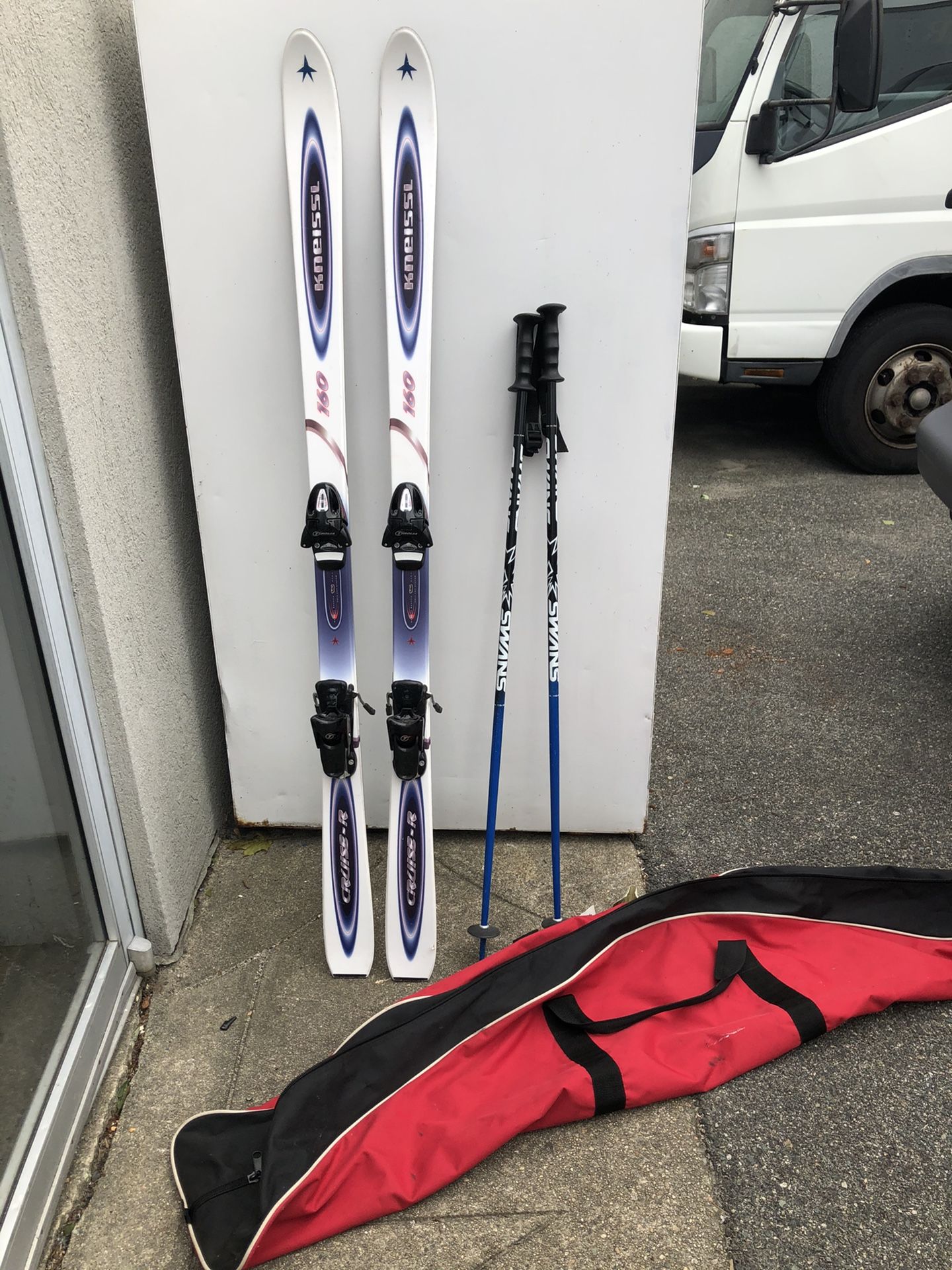Kneissl Skis w/ Dolomite CYB-X Ski Boots