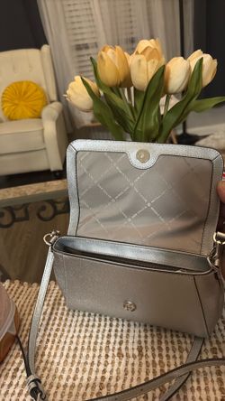 Michael kors   -/and /Guess