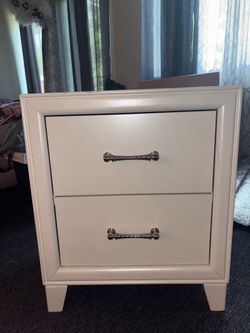 2 piece nightstand set