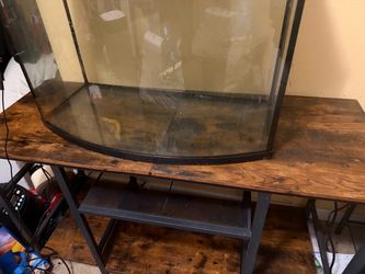 36 gallon thank and comes with the stand
