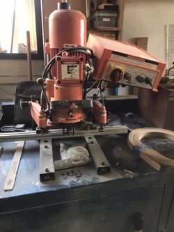 BLUM MACHINE 