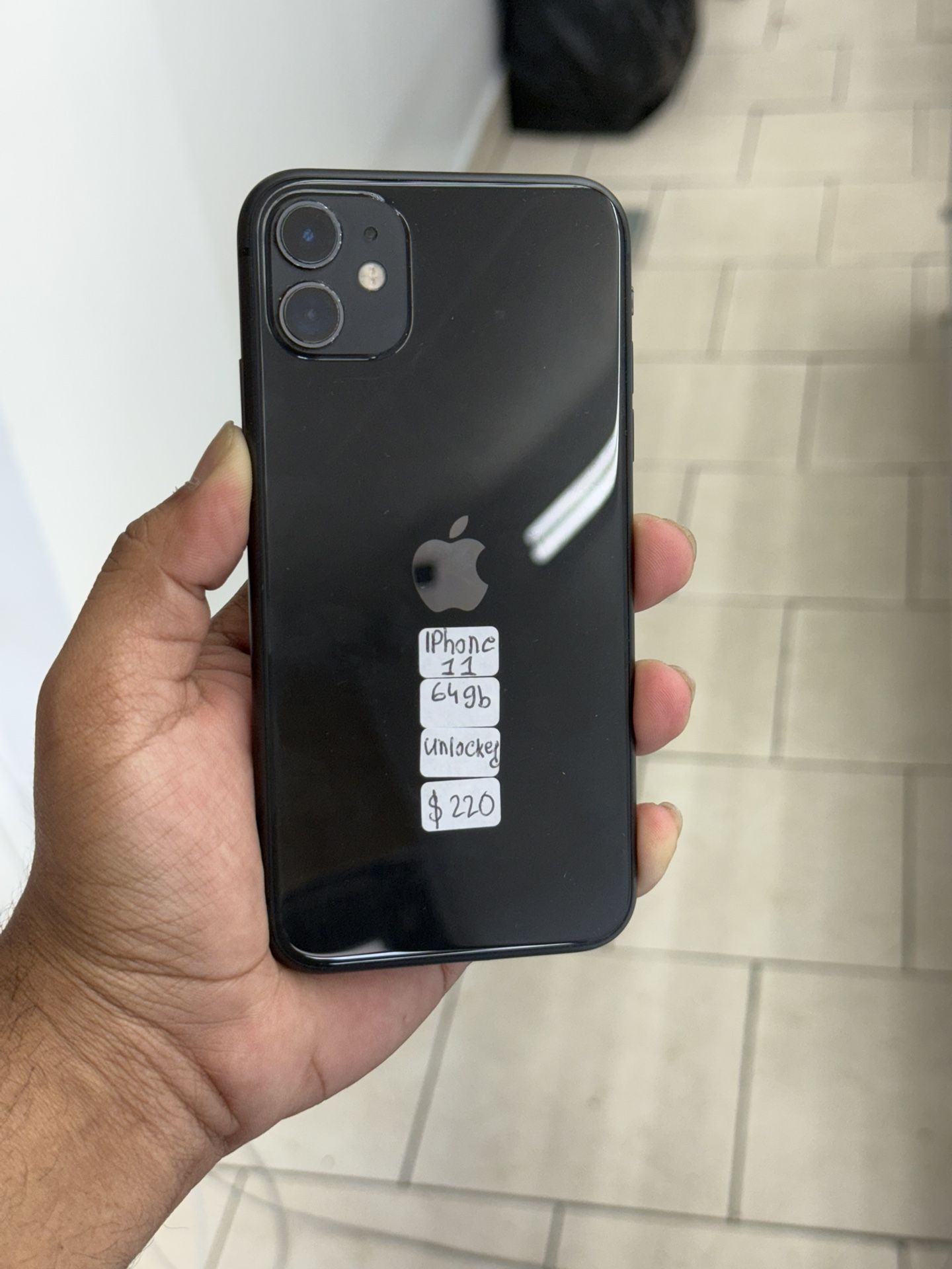 Apple IPhone 11 64gb Unlocked