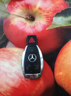 Mercedes Key Fob / BUY & SAVE HERE!