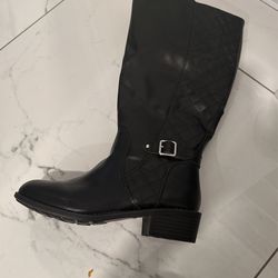 Boots brand new
