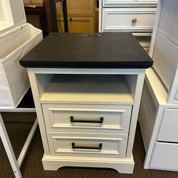 18" Farmhouse Nightstand with Charging Station,End Table with 2 Drawers Storage,Side Table,Bedside Cabinet for Bedroom,Living Room,White for Bedroom, 
