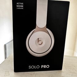 Beats - Solo Pro Wireless Noise Cancelling On-Ear Headphones - Ivory Color