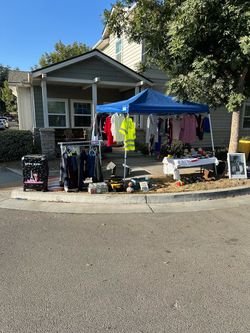 505 W Alpine Pl Yard sale