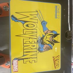 Mezco Wolverine Steel box Edition 