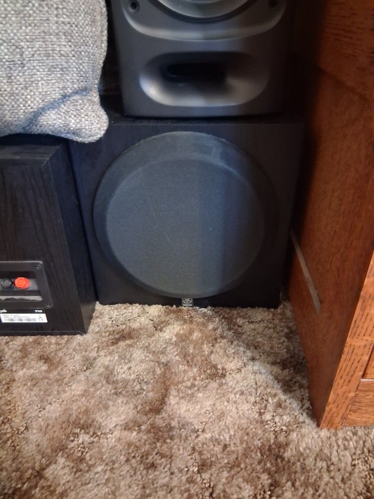 Yamaha Subwoofer 