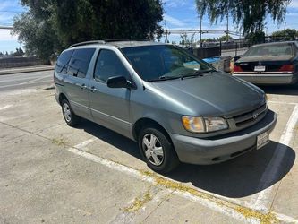1999 Toyota Sienna