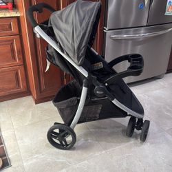 Stroller 
