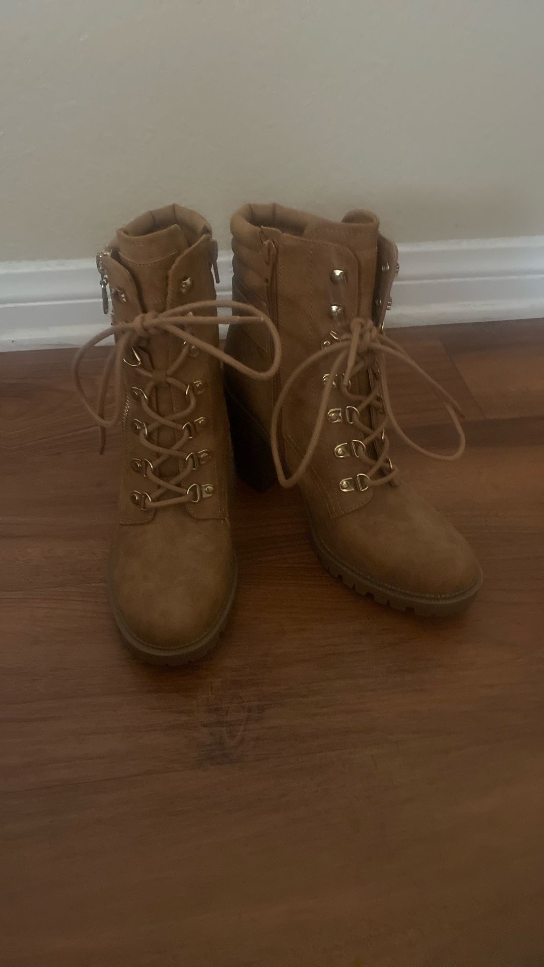 Boots Guess