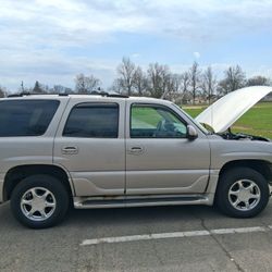 2004 GMC Yukon For 5000B/O