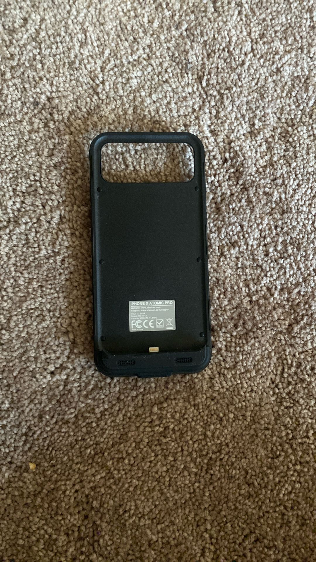 Trianium iPhone X Charger