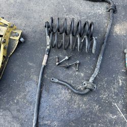 2022 Dodge Ram 2500 Front Sway Bar Track Bar And Coil Spring