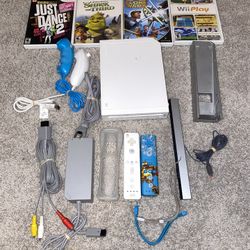 Nintendo Wii Bundle