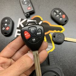 Toyota Corolla Camry key