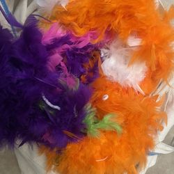 feather boas 