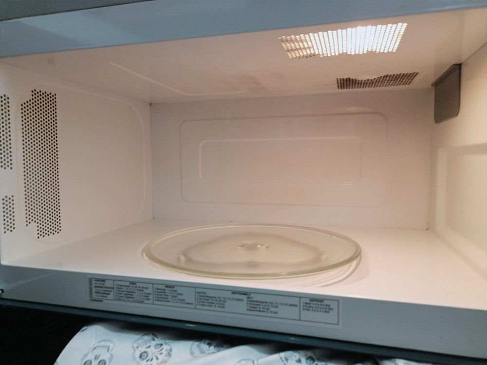 ✨✨WHIRLPOOL 1.7 CU OVER THE RANGE MICROWAVE COMBO'S