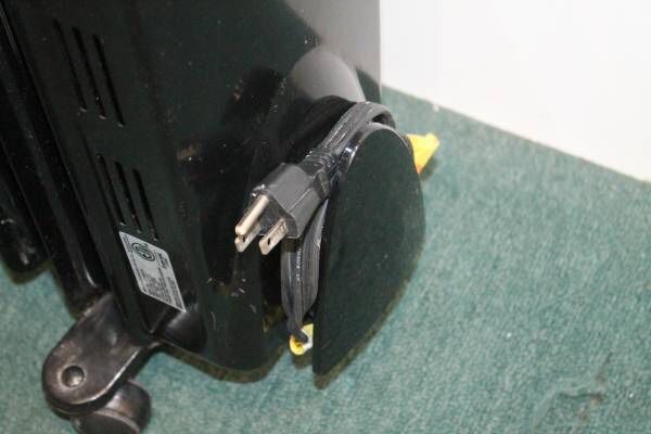 Smalco Heater model HAE84715 Black Works Well for Sale in Hawthorne, CA -  OfferUp